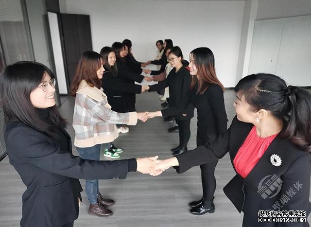 正在上传...